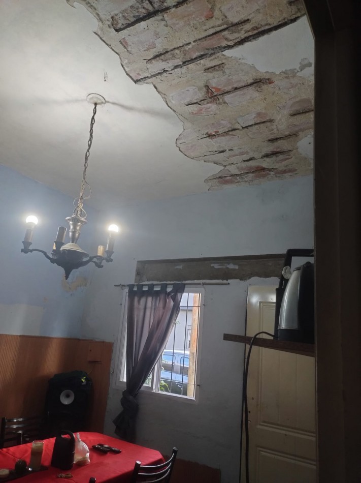 Casa con local en Barrio Belgrano