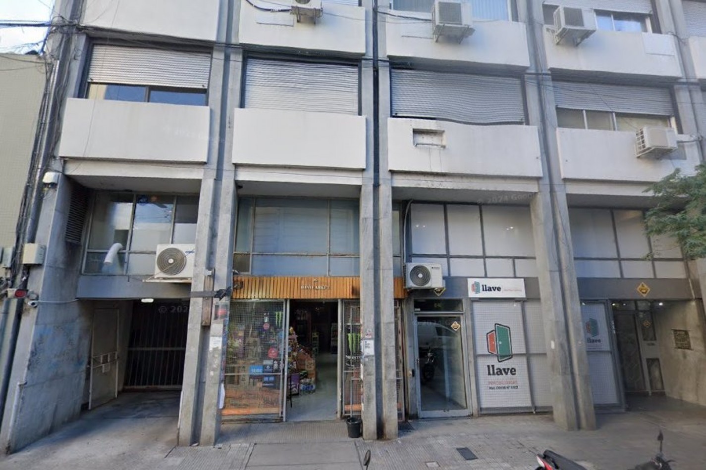 Departamento 3 dormitodios centrico con cochera