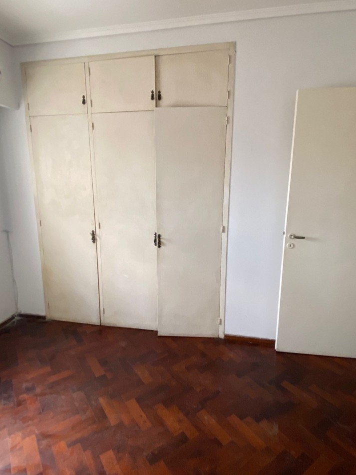 DEPARTAMENTO 2 DORMITORIOS CON COCHERA - RIOJA 953 0902