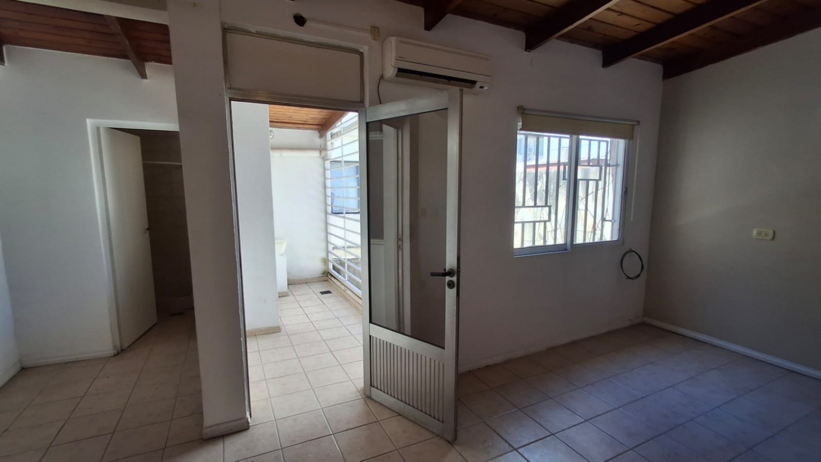 Pasillo un ambiente centrico