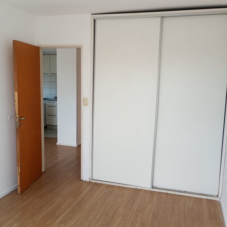 AV FRANCIA 1658 07-03 - DEPARTAMENTO 1 DORMITORIO (ZONA FACULTAD MEDICINA UNR)