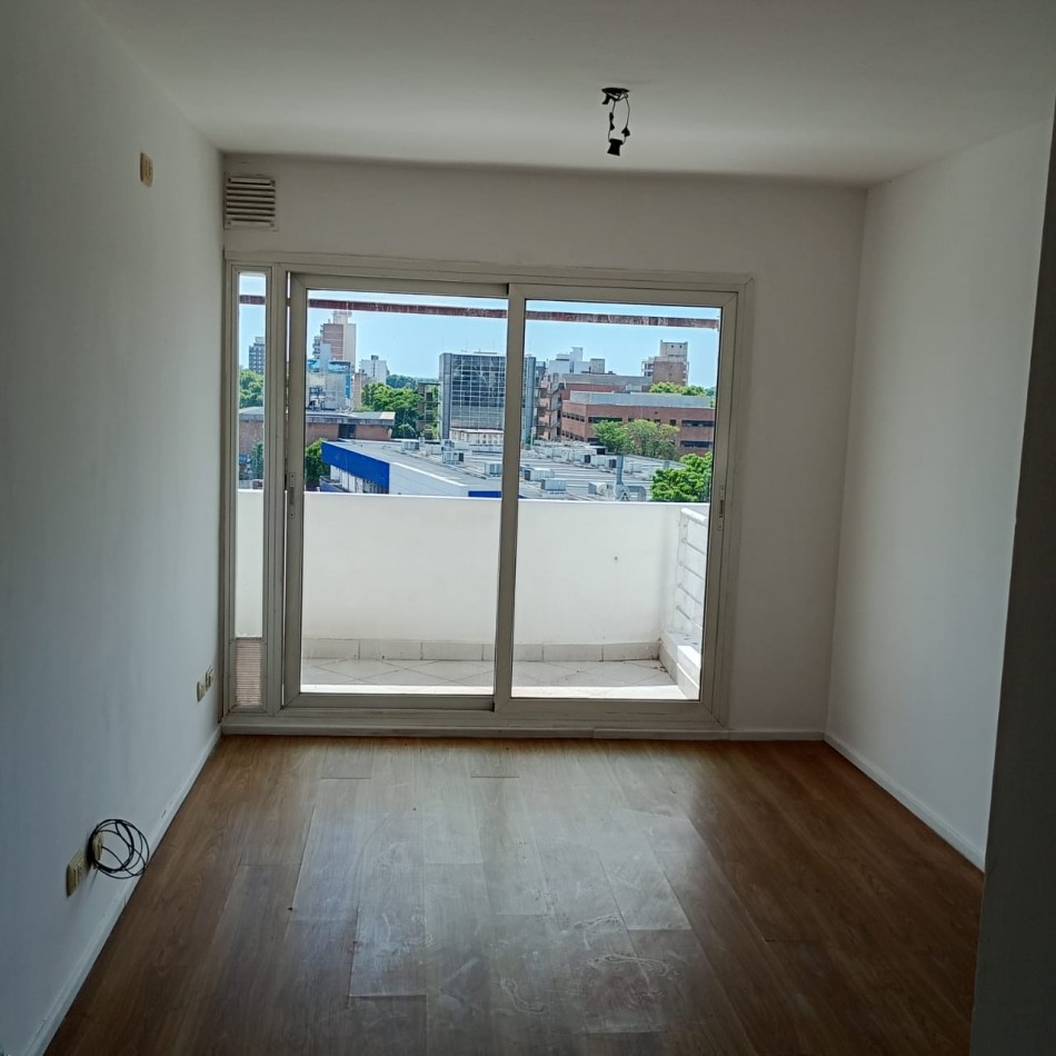 AV FRANCIA 1658 07-03 - DEPARTAMENTO 1 DORMITORIO (ZONA FACULTAD MEDICINA UNR)