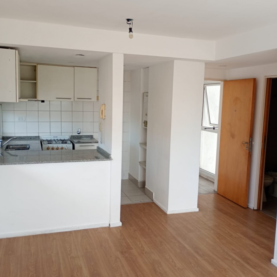 AV FRANCIA 1658 07-03 - DEPARTAMENTO 1 DORMITORIO (ZONA FACULTAD MEDICINA UNR)