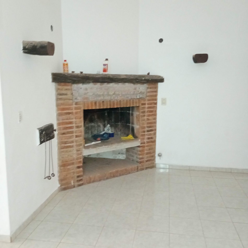GRAN PROPIEDAD DE 8 DORMITORIOS Y 6 BAÑOS 