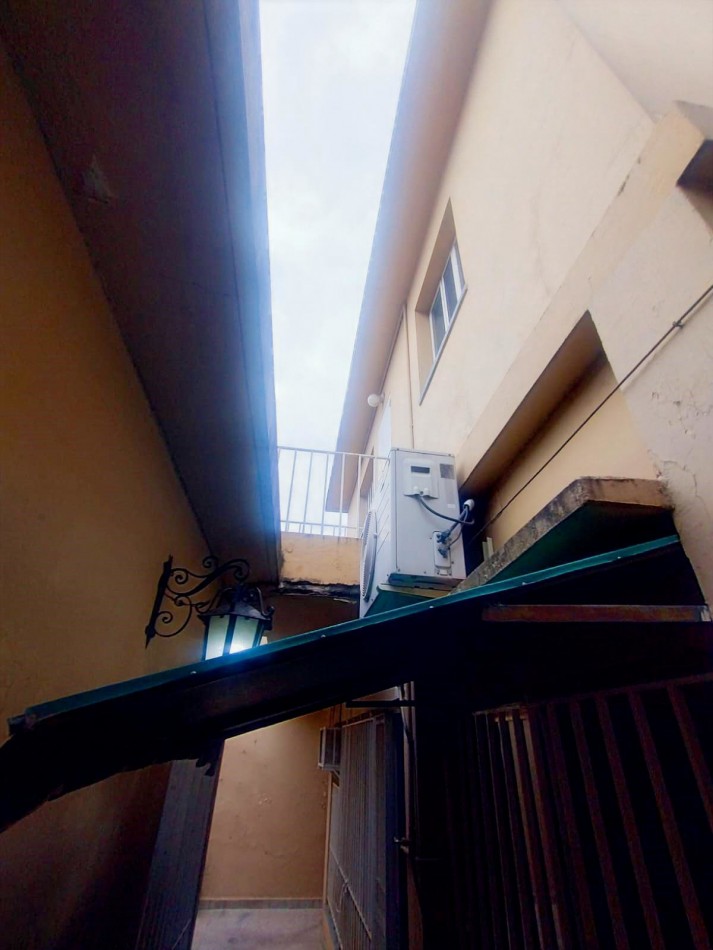 Importante casa de 3 dormitorios en barrio industrial