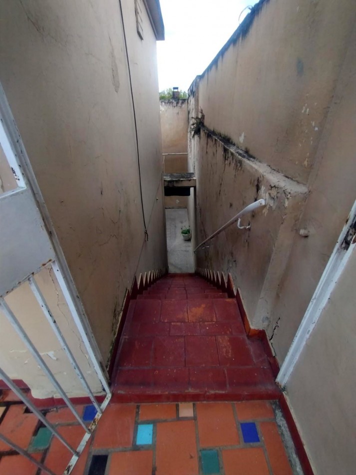 Importante casa de 3 dormitorios en barrio industrial