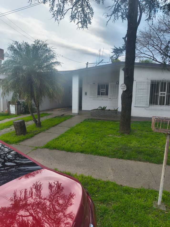 Casa en Parquefield frente Rotonda Parquefield