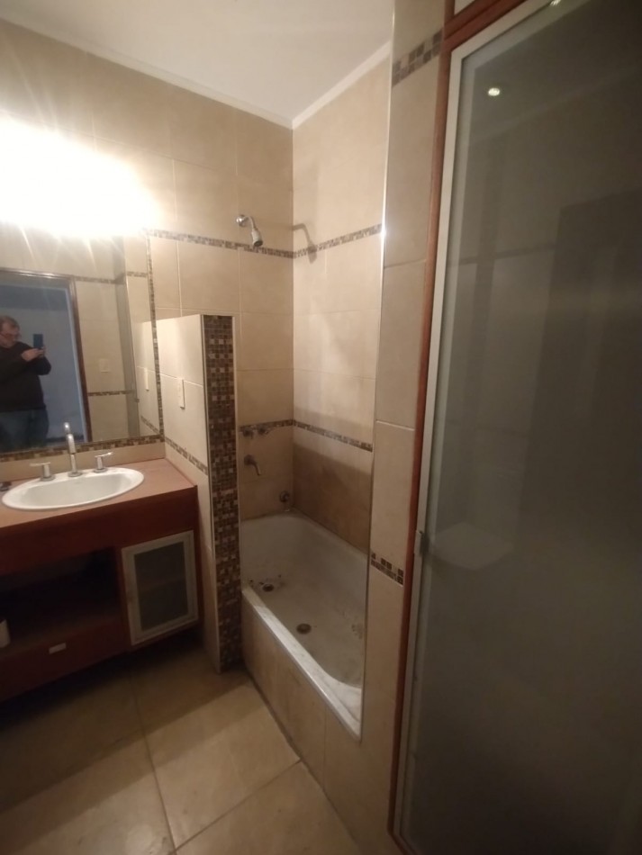Casa 3-4 dormitorios zona sur 