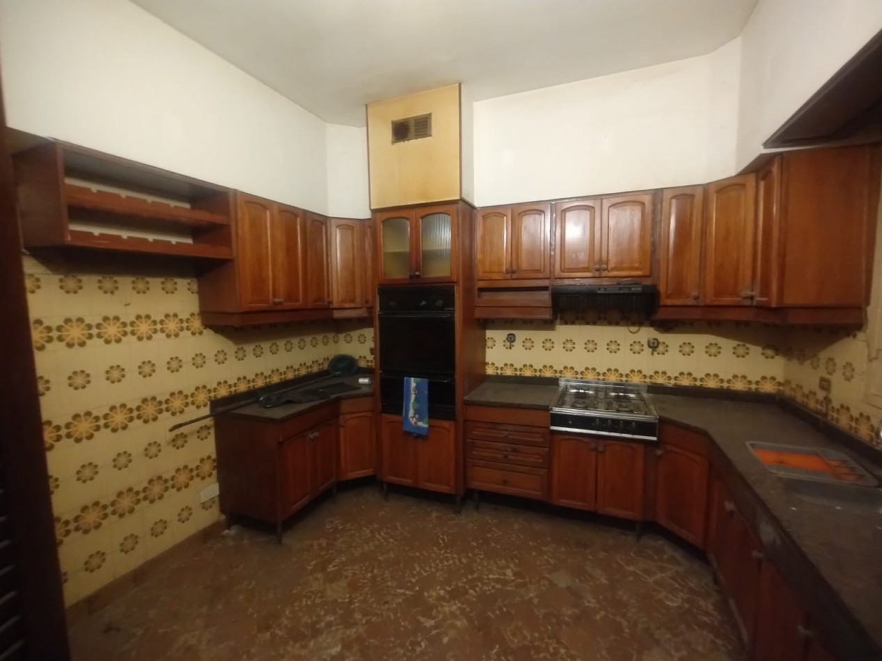 Casa 3-4 dormitorios zona sur 