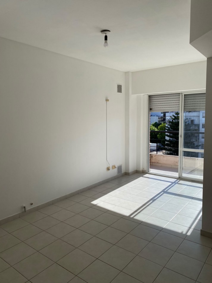 BALCARCE 1450 8° - DEPARTAMENTO 1 DORMITORIO 