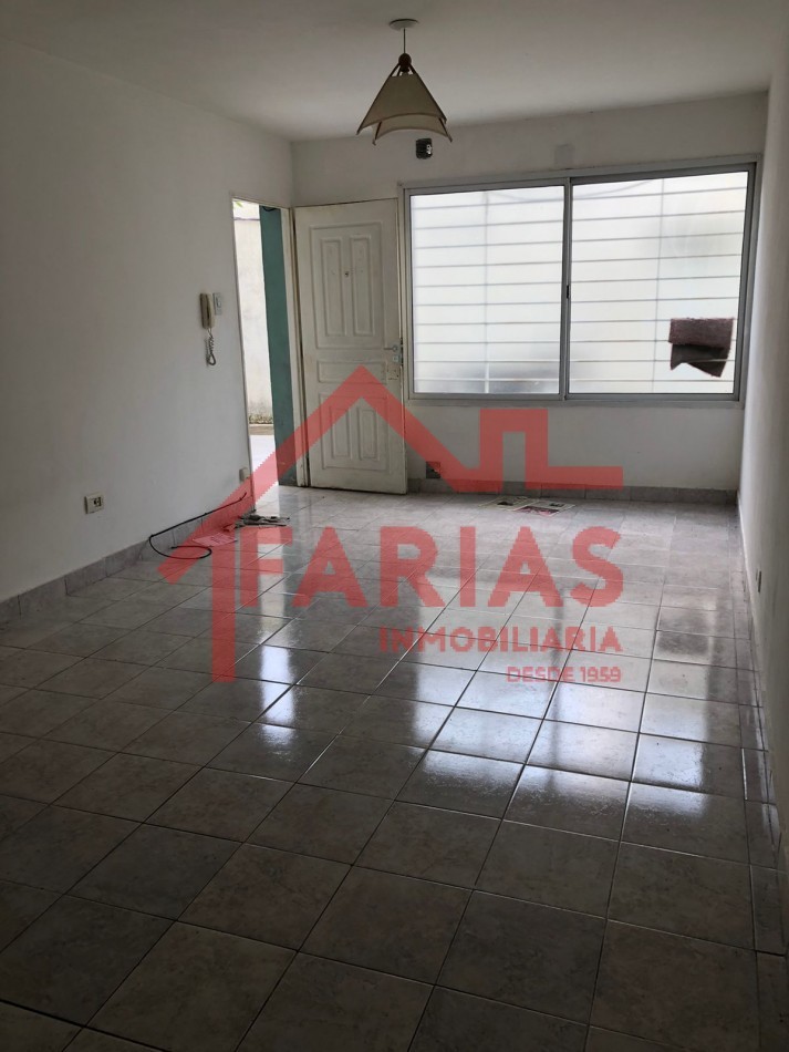 Monoambiente Planta Baja en zona sur