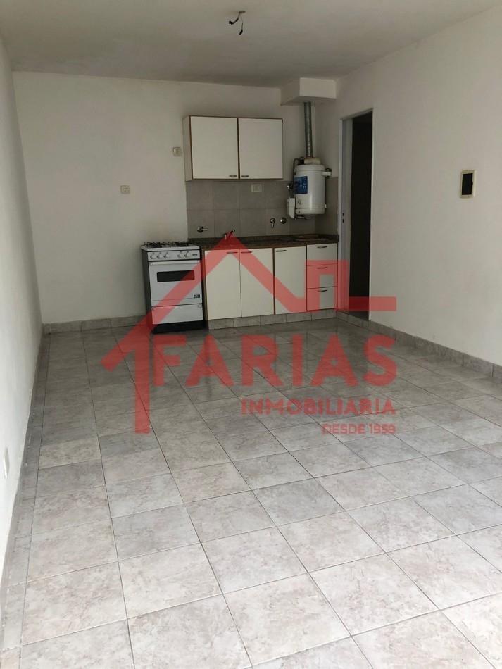 Monoambiente Planta Baja en zona sur