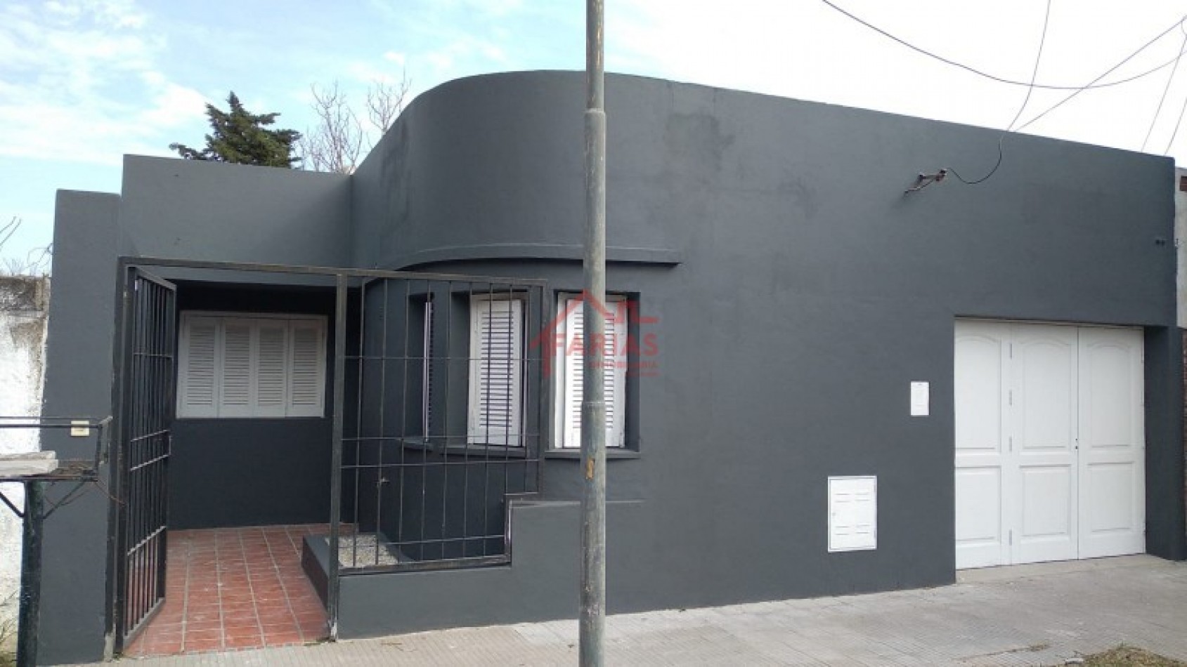 Casa en Granadero Baigorria lado rio