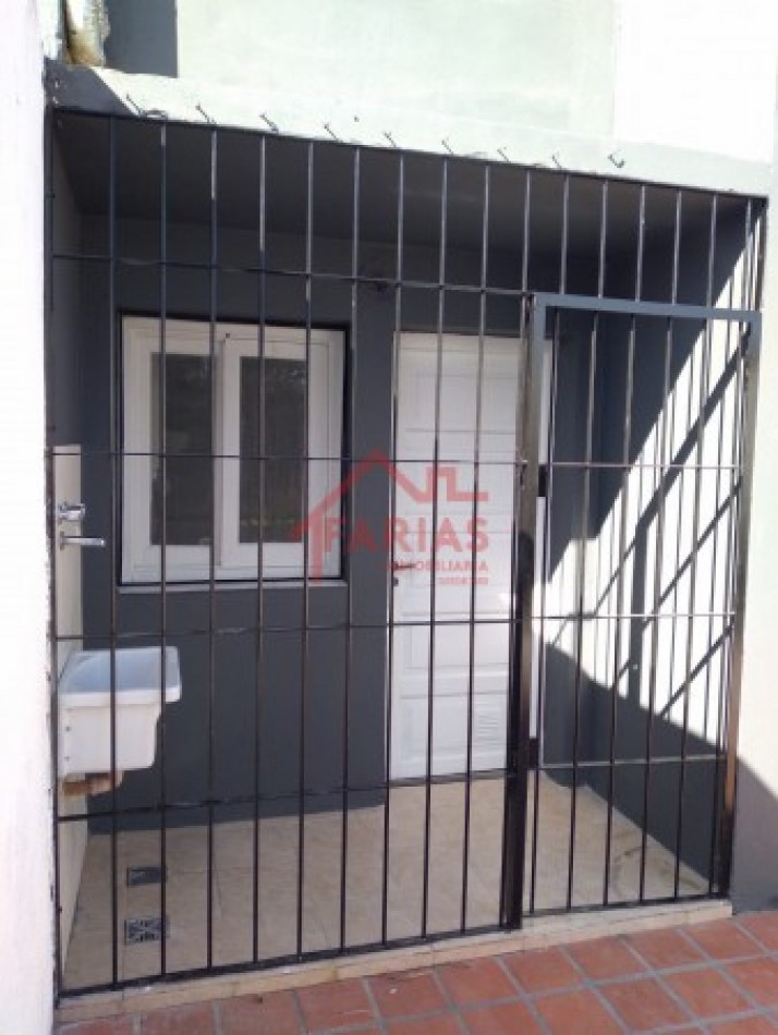 Casa en Granadero Baigorria lado rio
