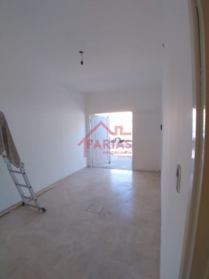 Casa en Granadero Baigorria lado rio