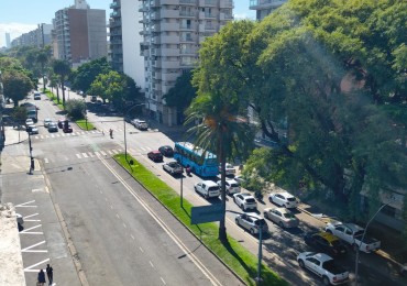 AV. FRANCIA 1658 5o PISO MONOAMBIENTE